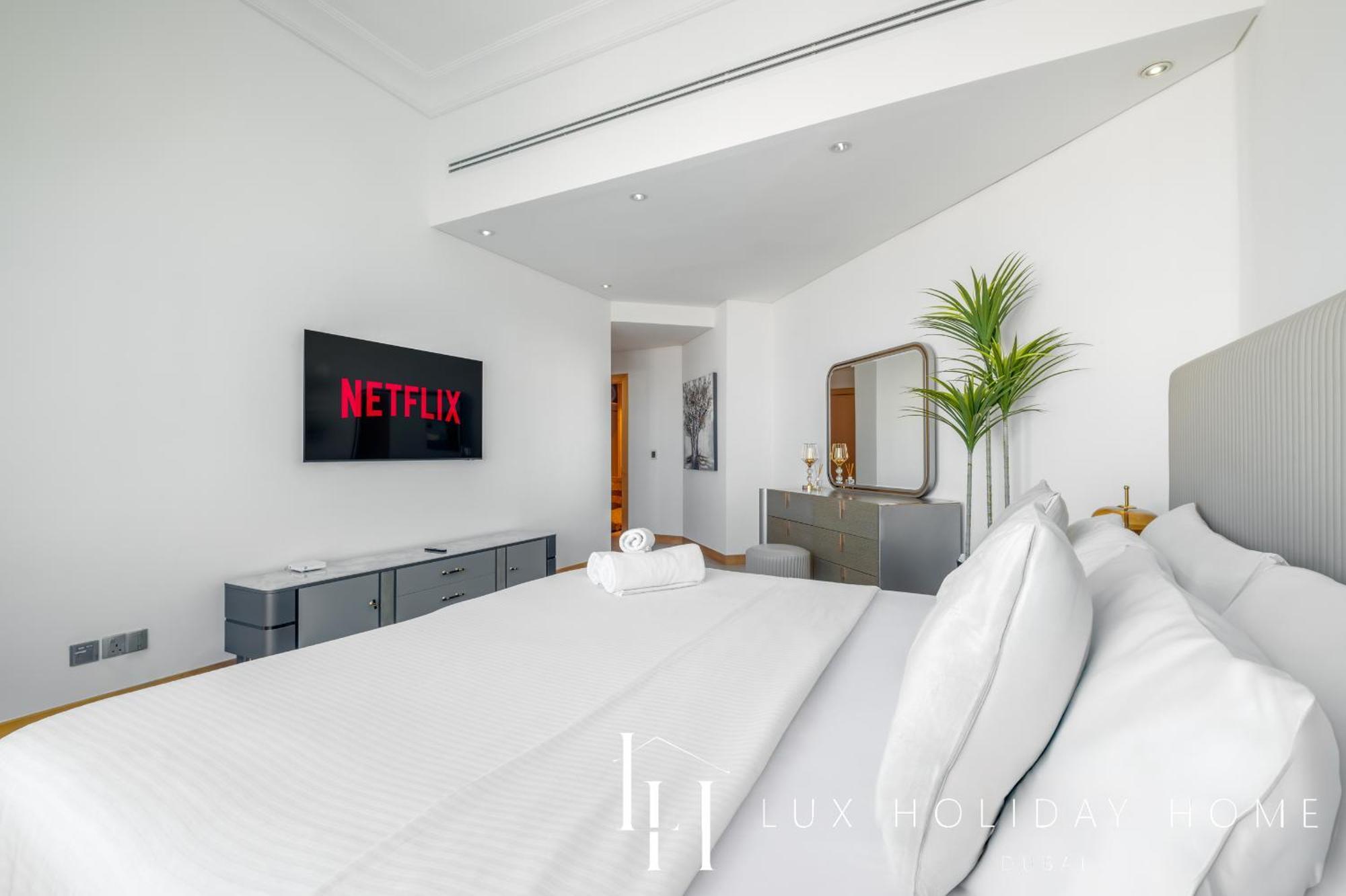 Апартаменти Lux - The Shoreline Penthouse